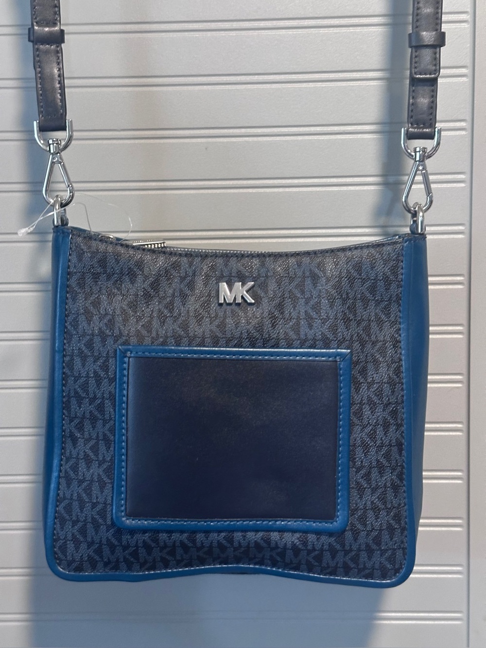 Michael Kors Gloria Logo and Leather Swing-pack/Messenger Admiral Navy Blue Teal - Picture 2 of 16